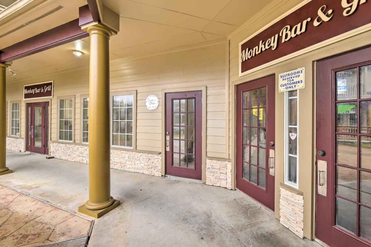 Apt With Balconies - Steps To Kemah Boardwalk! Exterior photo